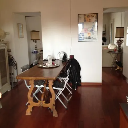 Navigli: Bilocale Ristrutturato Apartament *